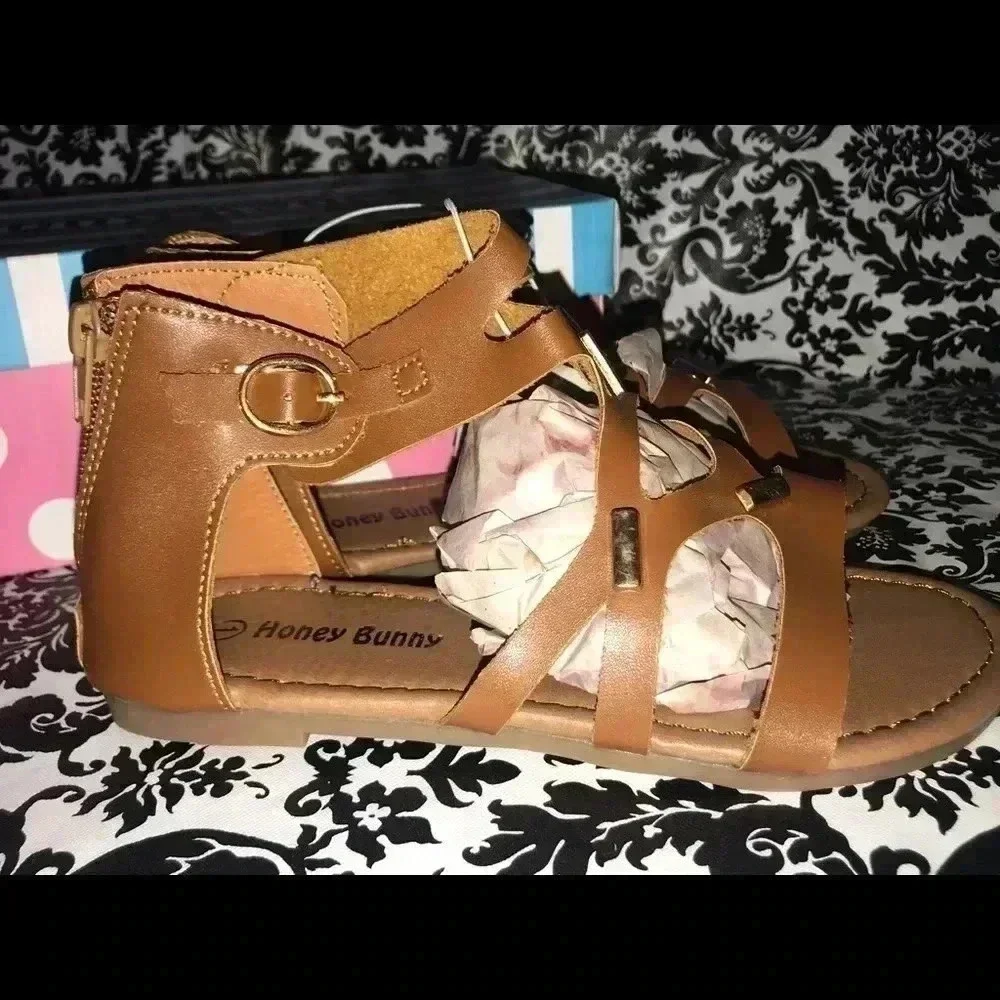 HONEY BUNNY BROWN SANDAL SIZE 1 NIB